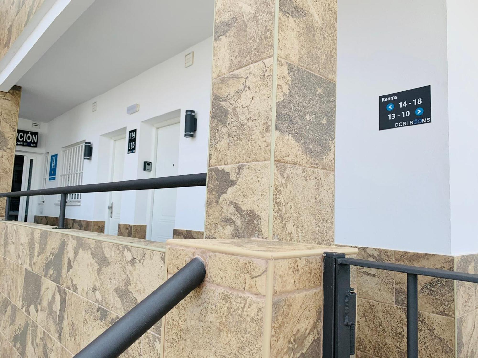 טריפה Dori Rooms Hostal מראה חיצוני תמונה