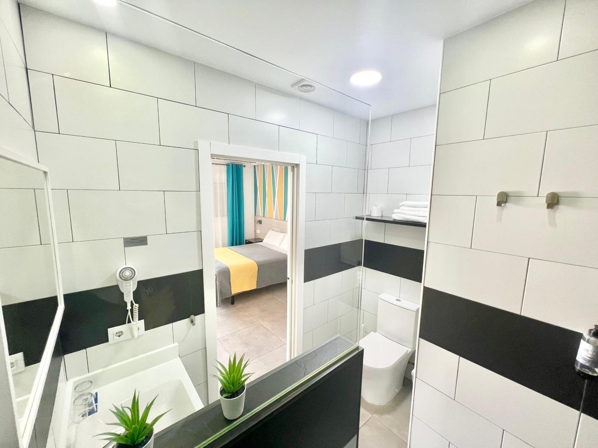 טריפה Dori Rooms Hostal מראה חיצוני תמונה