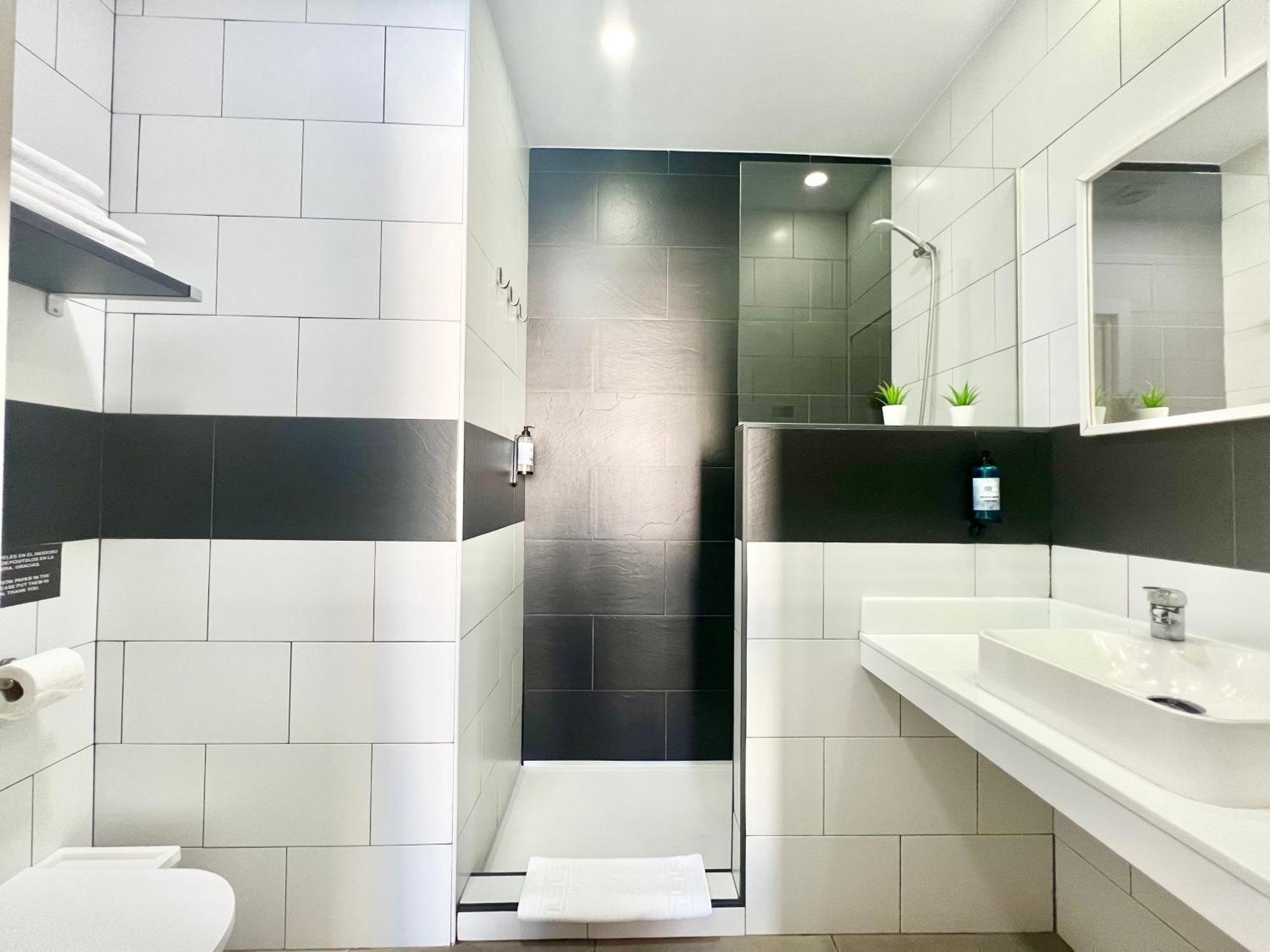 טריפה Dori Rooms Hostal מראה חיצוני תמונה